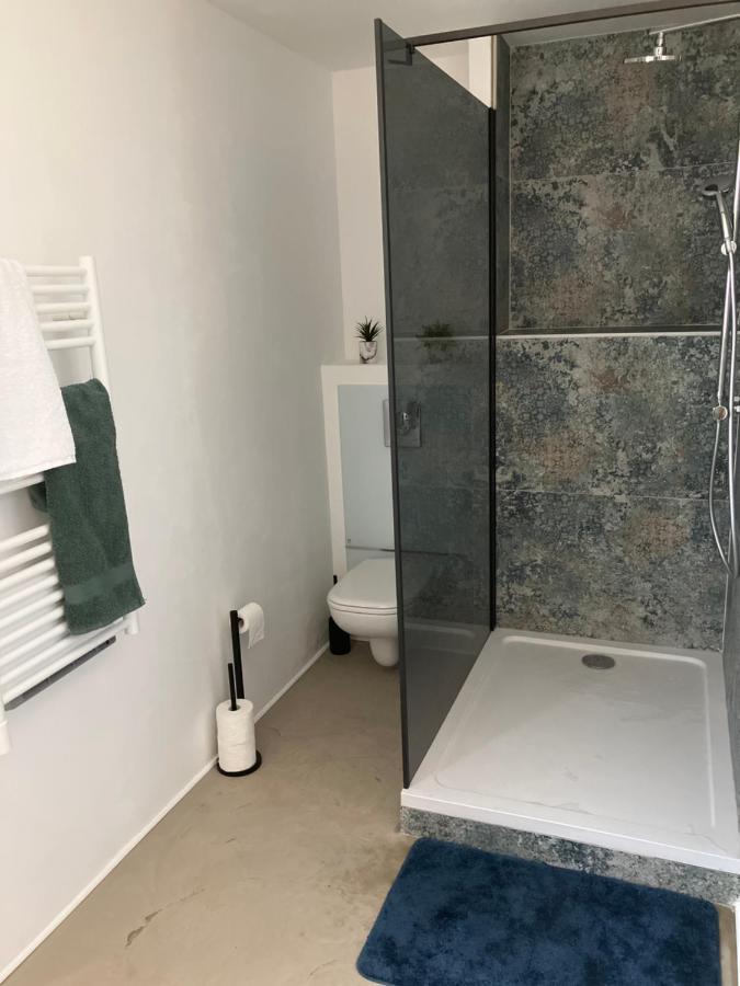 Chambre Avec Petit-Dejeuner En Provence Luberon La Tour-dʼAigues Dış mekan fotoğraf